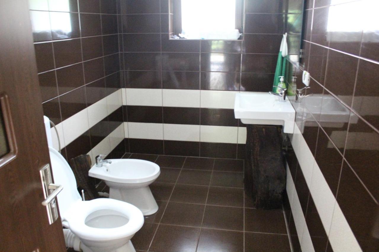 Havva Hotel Calimanesti Luaran gambar