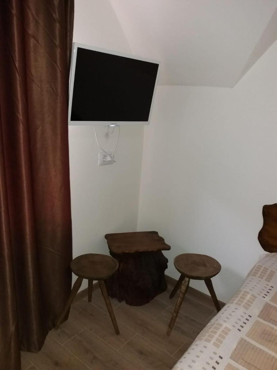 Havva Hotel Calimanesti Luaran gambar